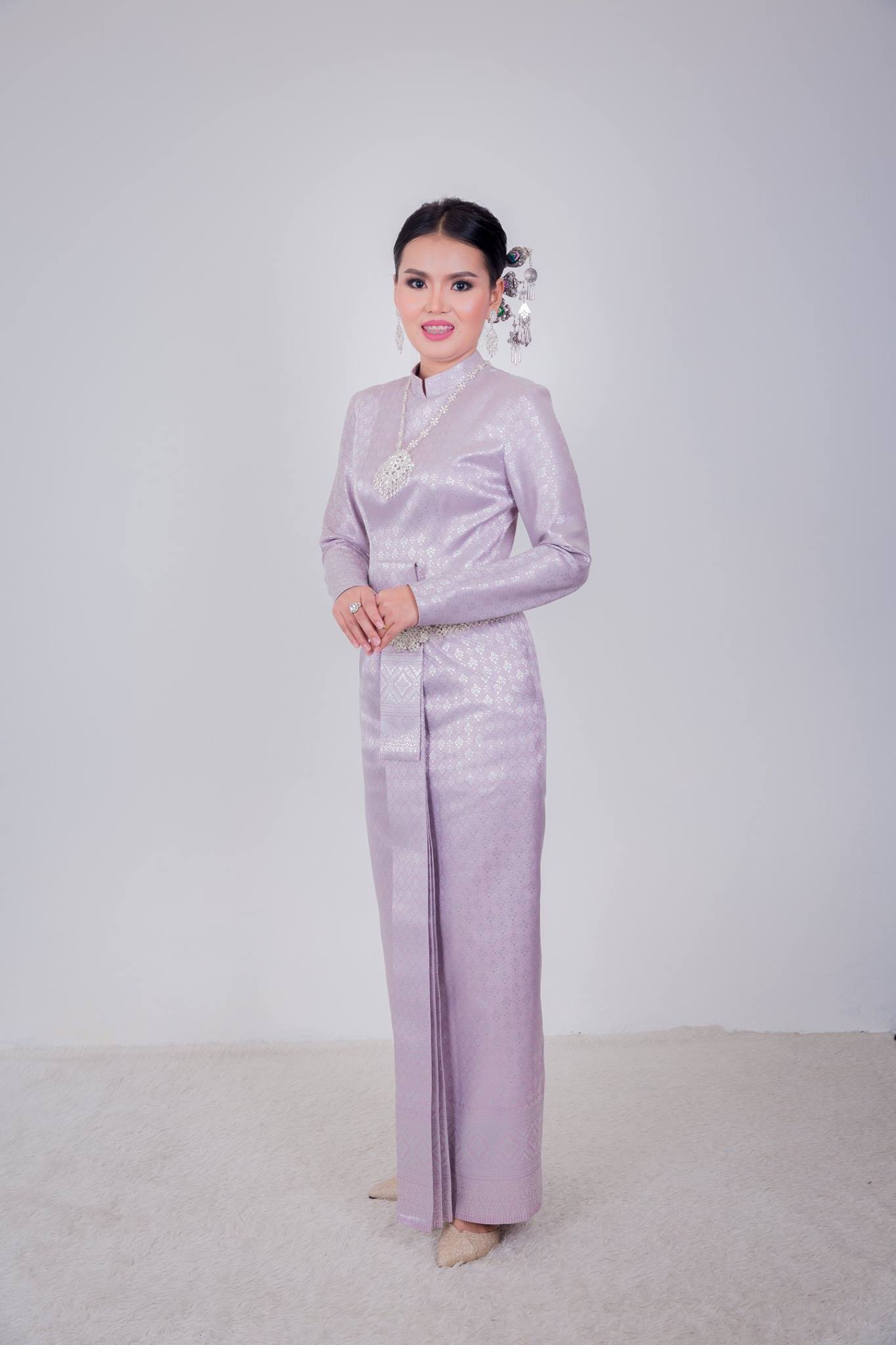 ชุดไทยงานเช้า