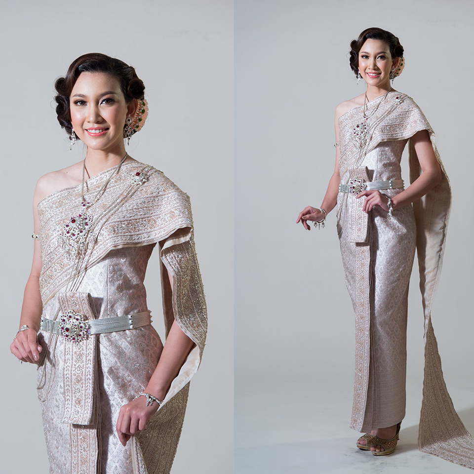 ชุดไทยจักรี