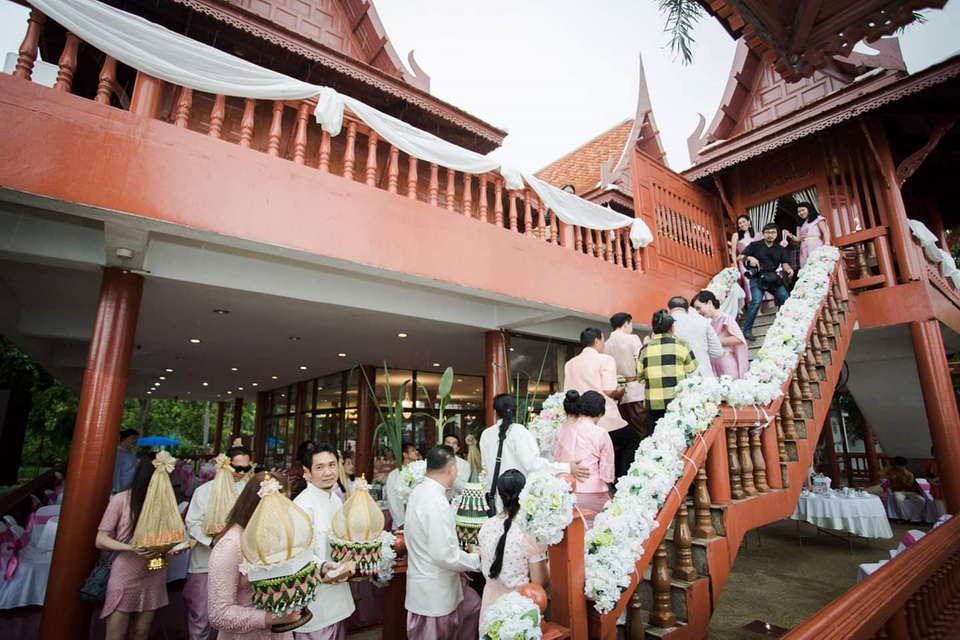 เรือนไทย ปทุมธานี