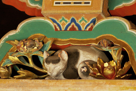 Honeymoon and Travel - Nikko Toshogu 02