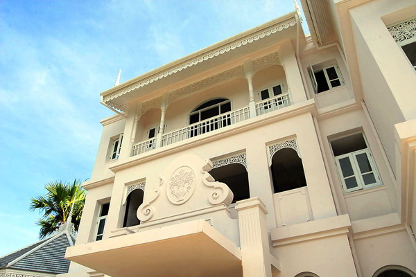 โคโรเนียลล้านนา