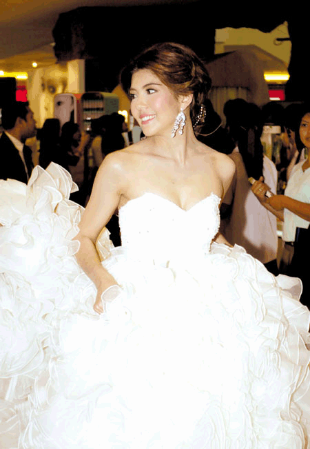 แบบชุดเจ้าสาว