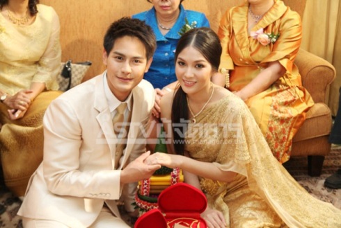 จัดเต็ม! รวมภาพงานแต่ง น้ำ รพีภัทร