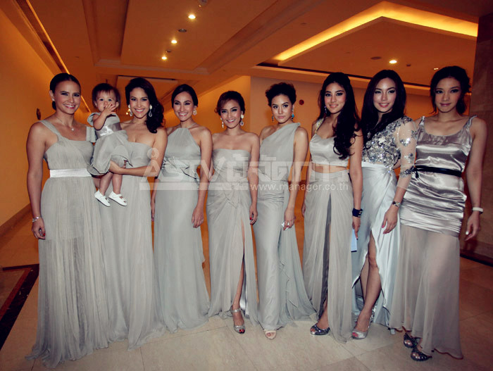 ภาพแต่งงาน ชาคริต วุ้นเส้น 