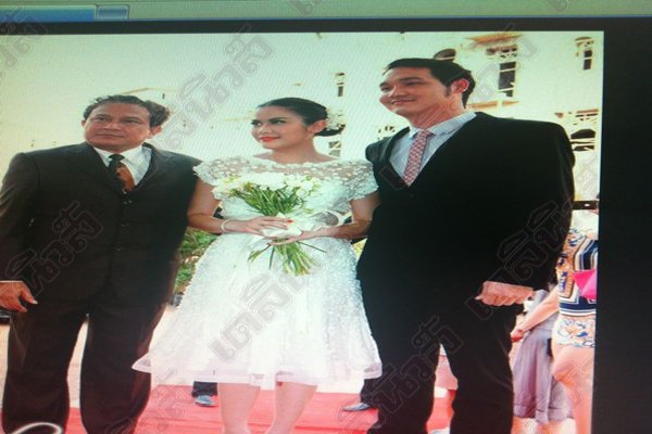 พลอย จินดาโชติ แต่งงาน