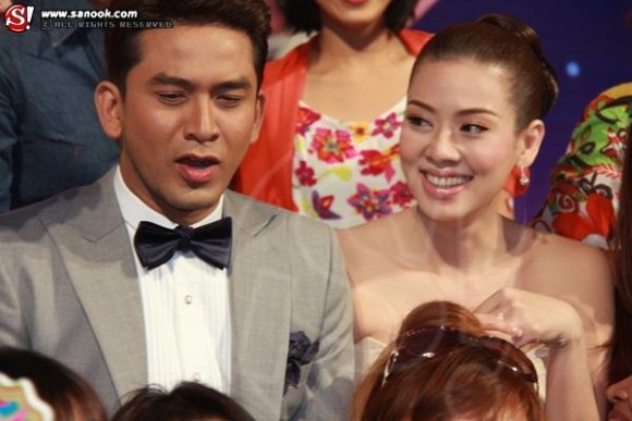 บรรยากาศ งานแต่งป๋อ เอ๋ งานแต่งงานป๋อ เอ๋ งานแต่งเอ๋ ป๋อ งานแต่งงานเอ๋ ป๋อ ธีมงานวัด งานกลางคืนป๋อ เอ๋ งานกลางคืนเอ๋ ป๋อ 