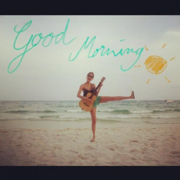 ก้อย ตูน คู่รักดารา สวีทริมชายหาด ความรัก