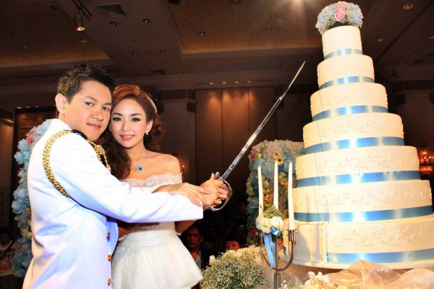 งานฉลองแต่งงาน เป้ย ป๊อบ งานแต่งงาน เป้ย ป๊อบ แต่งงาน เป้ย ป๊อบ