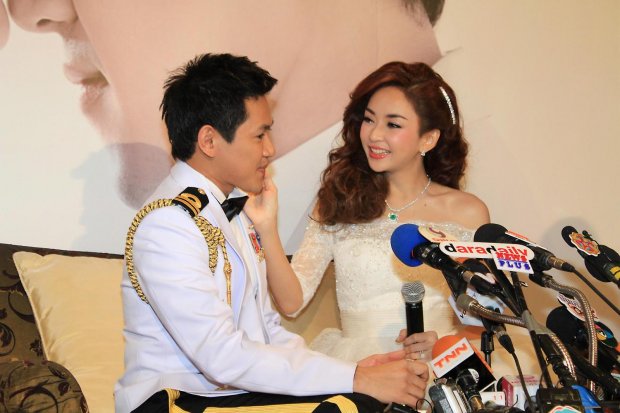 งานฉลองแต่งงาน เป้ย ป๊อบ งานแต่งงาน เป้ย ป๊อบ แต่งงาน เป้ย ป๊อบ