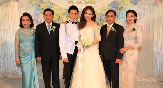 งานฉลองแต่งงาน เป้ย ป๊อบ งานแต่งงาน เป้ย ป๊อบ แต่งงาน เป้ย ป๊อบ