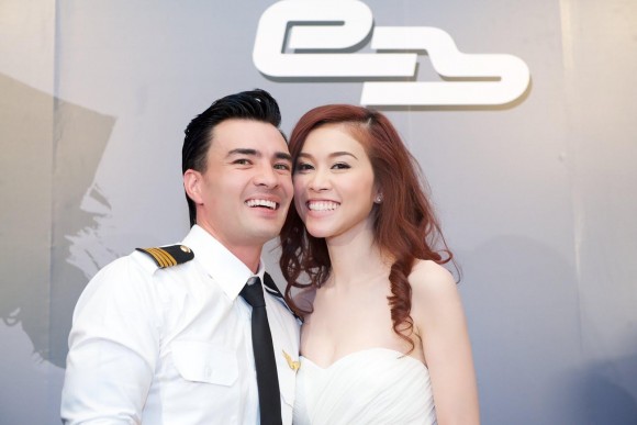 ภาพแถลงข่าว งานแต่งงาน ตั๊ก บริบูรณ์ กับ เอลซี่