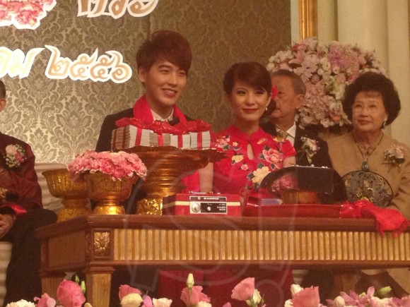 โด่ง เอเอฟ แต่งงาน