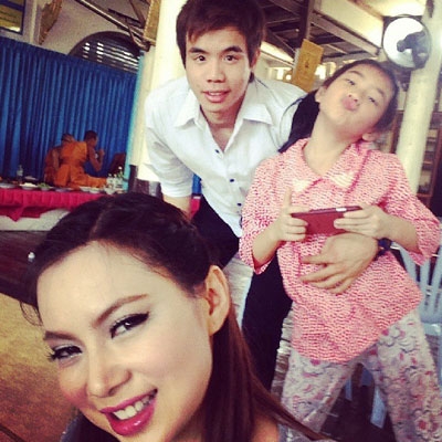 บุ๋ม ปนัดดา วงษ์ผู้ดี ติ๊งโน้ต ฐิติพงศ์