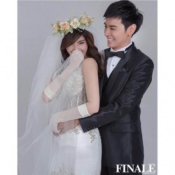 เจ้าสาว ออย ธนา