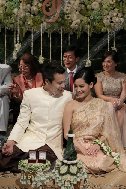 งานแต่งงาน ปีเตอร์ พลอย