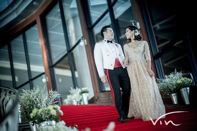 งานฉลองสมรสพระราชทานเบนซ์ มิค