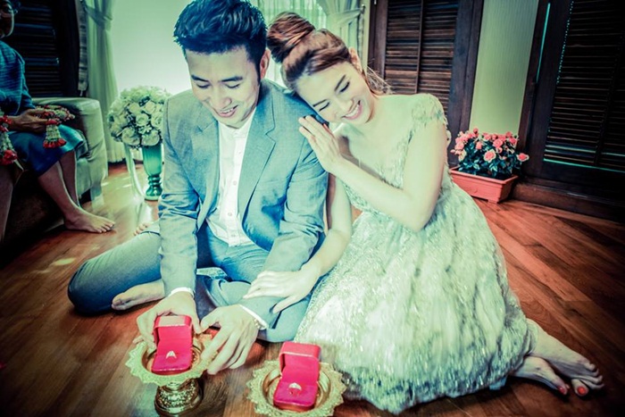 หนุ่ม เมย์ สวมแหวนหมั้น