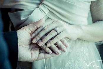 หนุ่ม กรรชัย เมย์ เฟื้องอารมณ์