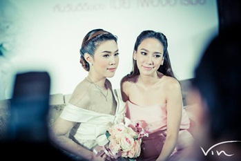 เมย์ อั้ม