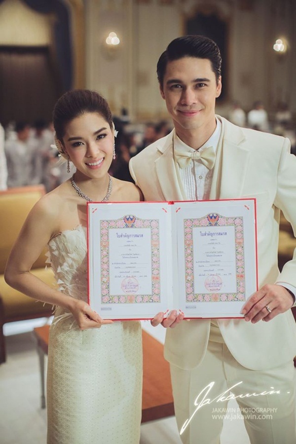 ทะเบียนสมรส ลิเดีย แมทธิว