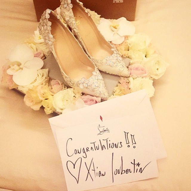 รองเท้าเจ้าสาว ชมพู่ อารยา