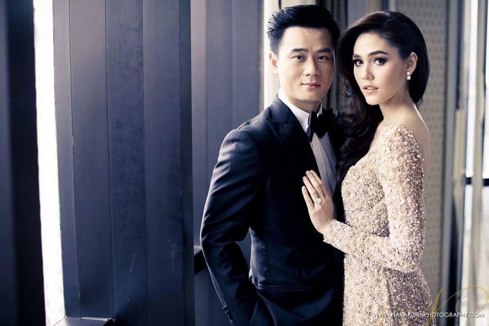 ชุดแต่งงานชมพู่