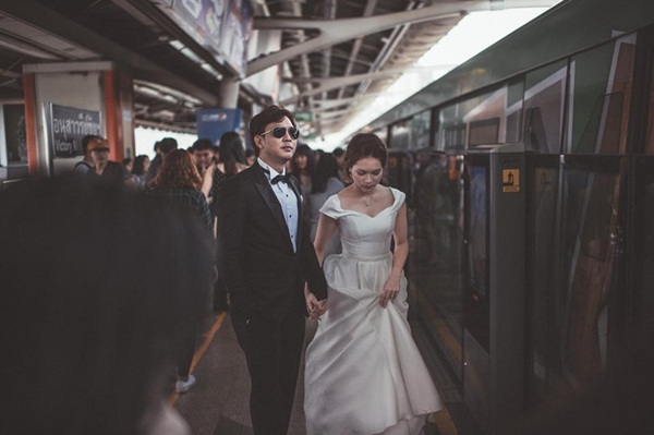 พรีเวดดิ้งบนรถไฟฟ้าอนุสาวรีย์ชัย