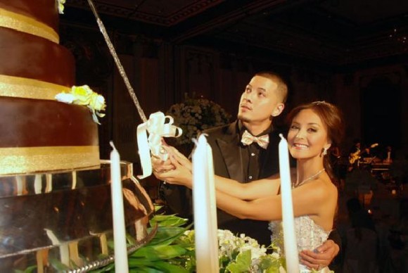 ฉลองวิวาห์ นานา เวย์ ชื่นมื่น