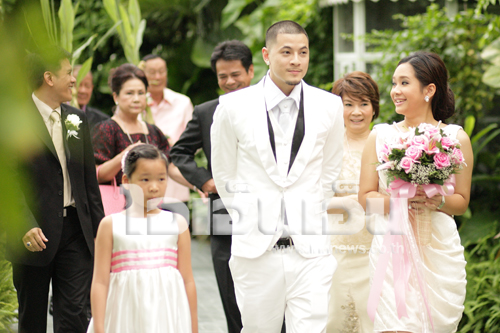 ฉลองวิวาห์ นานา เวย์ ชื่นมื่น