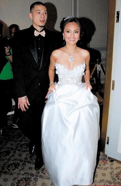 ฉลองวิวาห์ นานา เวย์ ชื่นมื่น