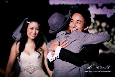 รวมภาพสุดหวาน บี พีระพัฒน์ ถือฤกษ์ดีแต่ง ลินา