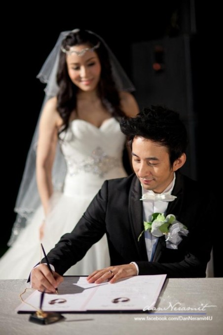 รวมภาพสุดหวาน บี พีระพัฒน์ ถือฤกษ์ดีแต่ง ลินา