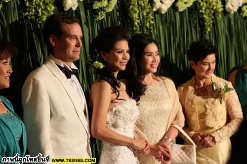 ภาพงานแต่ง หมอเบิร์ด  อภิสมัย อดีตนางสาวไทยปี 2542