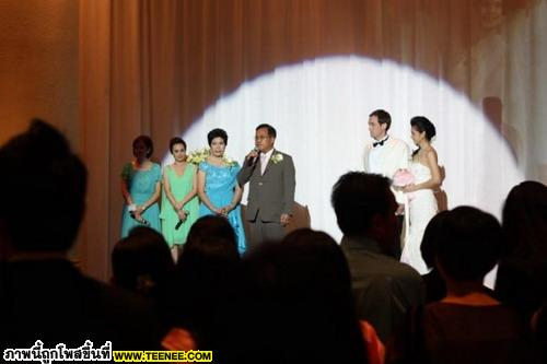 ภาพงานแต่ง หมอเบิร์ด  อภิสมัย อดีตนางสาวไทยปี 2542