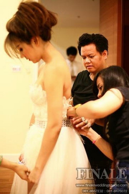 วุ้นเส้นอุ่นเครื่องลองชุดเจ้าสาว สวยมาก!!!
