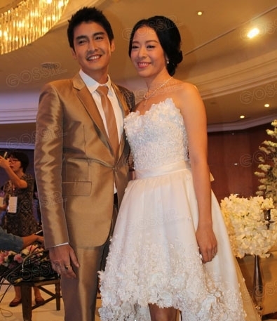 คู่รักดารา งานมงคลสมรส ข่าวการแต่งงาน 