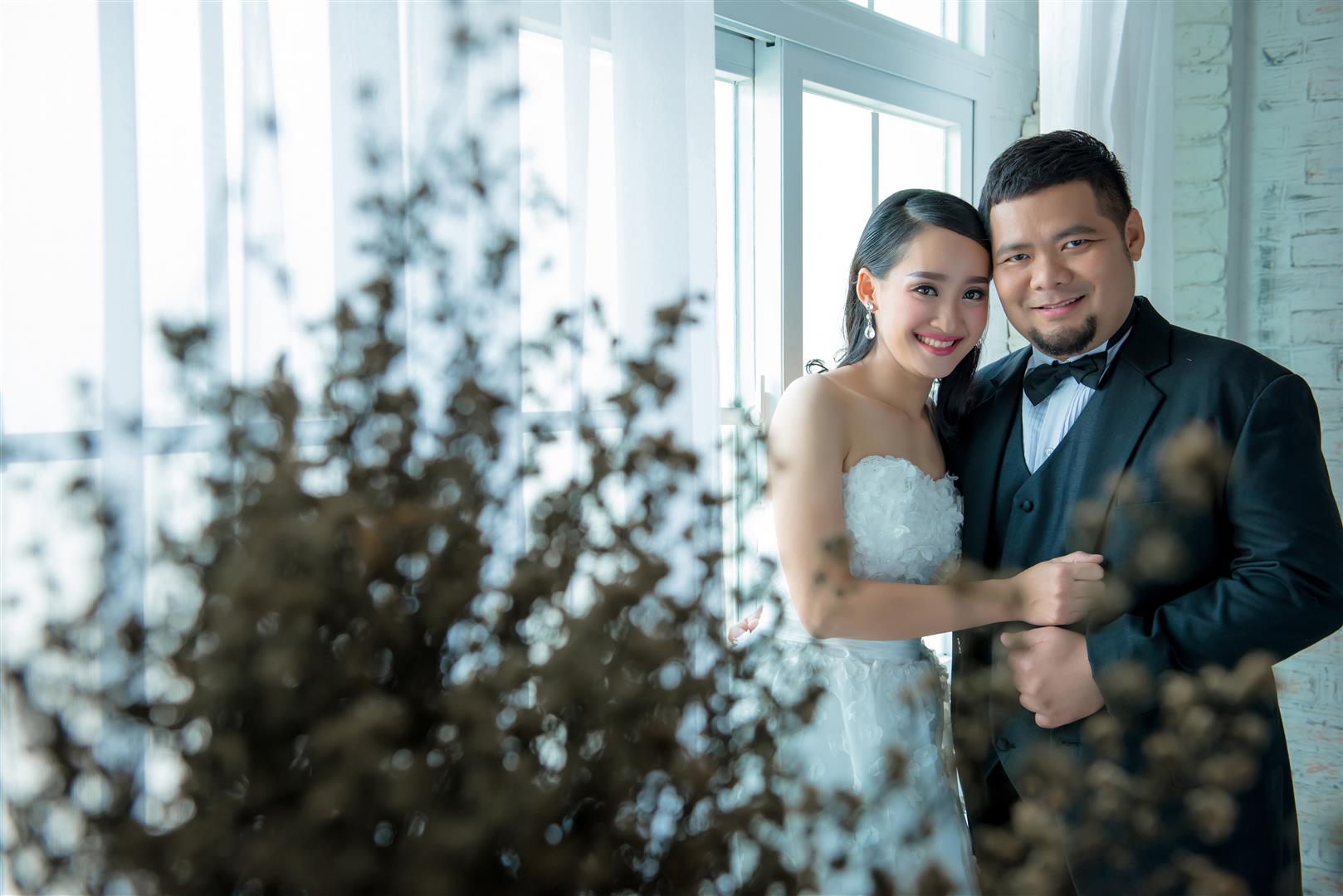 ถ่ายรูปแต่งงาน ราคาถูก รูปถ่ายแต่งงาน สตูดิโอถ่ายภาพ สาย4 เช่าอุปกรณ์จัดงานแต่ง,จัดงานแต่ง,props งานแต่ง,ตกแต่งงานแต่ง,ฉากถ่ายรูปงานแต่ง,ซุ้มดอกไม้ บริการ ถ่ายภาพพรีเวดดิ้ง /แต่งหน้า/ทำผม /เช่าชุดแต่งงาน/ชุดไทย/ชุดหมั้น/ชุดสูท/จัดงานแต่งแบบครบวงจร/เช่าอุปกรณ์งานแต่งงาน/ช่างภาพแต่งงาน สาย4