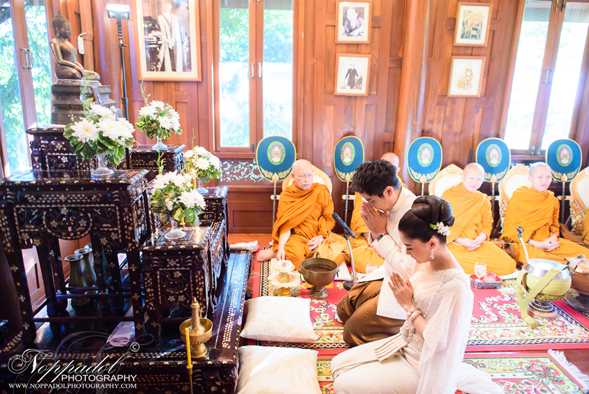 งานแต่งบ้านเรือนไทย  คอนราท ,โรงแรมคอนราท ,conrad ,พรีเวดดิ้ง , Prewedding , Benedict Studio ,แต่งงาน ,ช่างภาพ , Wedding Studio ถ่ายรูปแต่งงาน , วีดีโอแต่งงาน , งานพรีเวดดิ้ง ,Benedict studio ,pre wedding ,ช่างภาพพรีเวดดิ้ง ,รับถ่ายภาพงานแต่งงาน ,รับถ่ายภาพพรีเวดดิ้ง รับถ่ายภาพโดยช่างภาพมืออาชีพ สนใจหาช่างภาพ, ถ่ายรูป รับถ่ายภาพพรีเวดดิ้ง  รับถ่ายภาพงานแต่ง  งานแต่งงาน รับถ่ายภาพพรีเวดดิง งานแต่งงาน ถ่ายรูป Prewedding ถ่ายภาพแต่งงานราคาถูก ถ่ายรูปวิวาห์ รับถ่ายภาพงานแต่ง  พรีเวดดิ้ง ถ่ายภาพพรีเวดดิ้งราคาถูก รับถ่ายภาพ pre wedding และรับทำ cinematography  รับถ่ายภาพพรีเวดดิ้ง รับถ่ายภาพงานแต่งงาน, ถ่ายภาพงานแต่ง รับถ่ายภาพแต่งงาน, บริการถ่ายภาพ, ถ่ายรูป, รับปริญญา, แต่งงาน, งานแต่งงาน, ช่างภาพ ถ่ายภาพนิ่ง, รับถ่ายภาพรับปริญญา