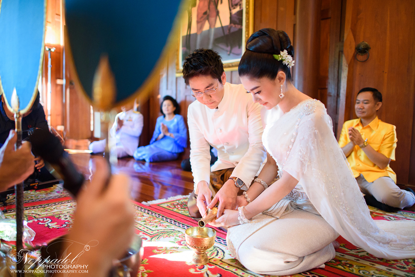 งานแต่งบ้านเรือนไทย  คอนราท ,โรงแรมคอนราท ,conrad ,พรีเวดดิ้ง , Prewedding , Benedict Studio ,แต่งงาน ,ช่างภาพ , Wedding Studio ถ่ายรูปแต่งงาน , วีดีโอแต่งงาน , งานพรีเวดดิ้ง ,Benedict studio ,pre wedding ,ช่างภาพพรีเวดดิ้ง ,รับถ่ายภาพงานแต่งงาน ,รับถ่ายภาพพรีเวดดิ้ง รับถ่ายภาพโดยช่างภาพมืออาชีพ สนใจหาช่างภาพ, ถ่ายรูป รับถ่ายภาพพรีเวดดิ้ง  รับถ่ายภาพงานแต่ง  งานแต่งงาน รับถ่ายภาพพรีเวดดิง งานแต่งงาน ถ่ายรูป Prewedding ถ่ายภาพแต่งงานราคาถูก ถ่ายรูปวิวาห์ รับถ่ายภาพงานแต่ง  พรีเวดดิ้ง ถ่ายภาพพรีเวดดิ้งราคาถูก รับถ่ายภาพ pre wedding และรับทำ cinematography  รับถ่ายภาพพรีเวดดิ้ง รับถ่ายภาพงานแต่งงาน, ถ่ายภาพงานแต่ง รับถ่ายภาพแต่งงาน, บริการถ่ายภาพ, ถ่ายรูป, รับปริญญา, แต่งงาน, งานแต่งงาน, ช่างภาพ ถ่ายภาพนิ่ง, รับถ่ายภาพรับปริญญา