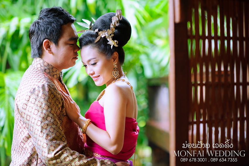 ช่างภาพเชียงใหม่,หาช่างภาพ,เชียงใหม่,Prewedding,ชุดไทย,สตูเชียงใหม่,พรีเวดดิ้งชุดไทย,ม่อนฝ้าย