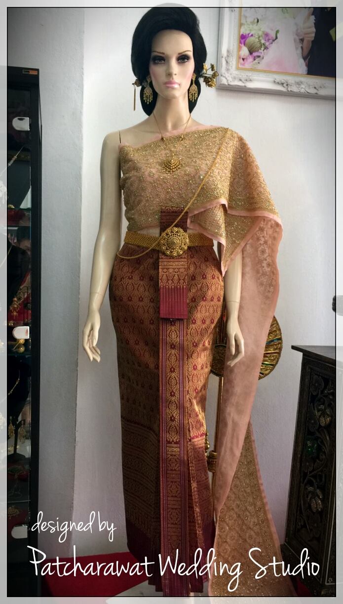 ชุดไทยร้านพัชระวัฒน์เวดดิ้งสตูดิโอ ชุดไทยร้านพัชระวัฒน์เวดดิ้งสตูดิโอ