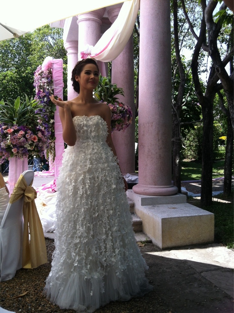 ตัดชุดแต่งงานดารา