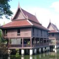 บ้านเรือนไทย(ระเบียบ คุณะเกษม)