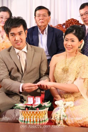 Tee& Pu - ขอบคุณ ดร.อังคนา & คุณ ศุภวัฒน์ ที่ใช้บริการครับ