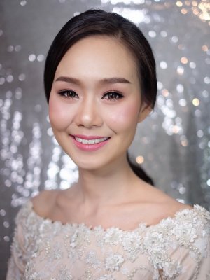 Piladamakeup - ผลงานแต่งหน้า & ทำผม เจ้าสาว เป๊ะ ปัง อลังเว่อร์!!! /// แต่งหน้าไปงานในโอกาสต่างๆ