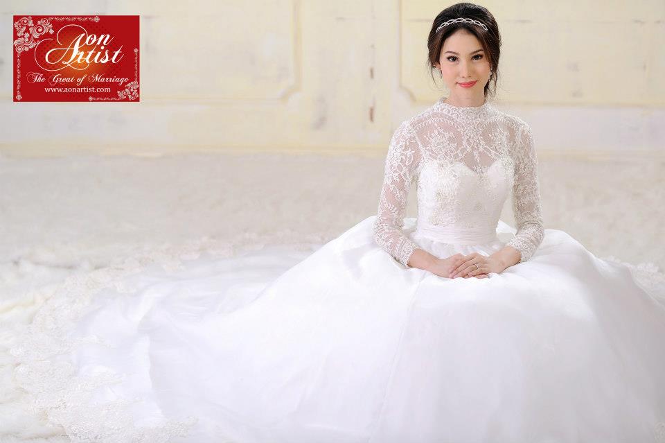 Wedding Dress , คอลเลคชั่นชุดแต่งงาน ชุดเจ้าสาว , แต่งหน้าเจ้าสาว นครปฐม , เวดดิ้ง นครปฐม , Wedding Studio นครปฐม