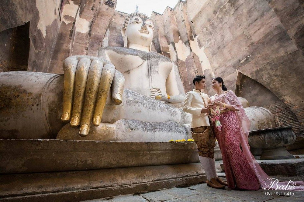 พรีเวดดิ้ง ชุดไทย , แพ็คเกจถ่ายพรีเวดดิ้ง , สตูดิโอแต่งงาน สุโขทัย