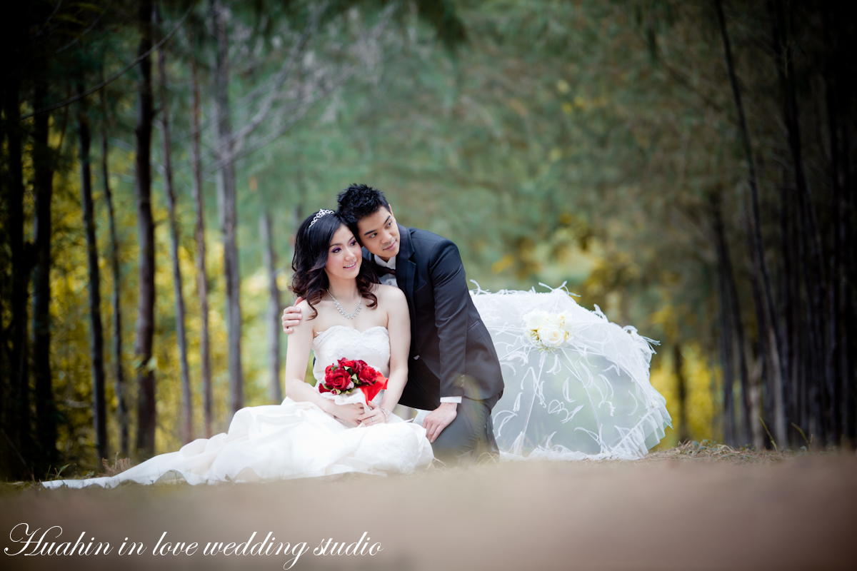 Huahin in love wedding studio  บริการถ่ายภาพ pre-wedding  แฟชั่น  ครอบครัว  ถ่ายภาพอีเวนท์ ผลิตภัณฑ์ ให้เช่าชุดราตรี  ชุดแต่งงาน ชุดไทย การ์ดแต่งงาน ของชำร่วย บริการและราคาเป็นกันเองค่ะ       