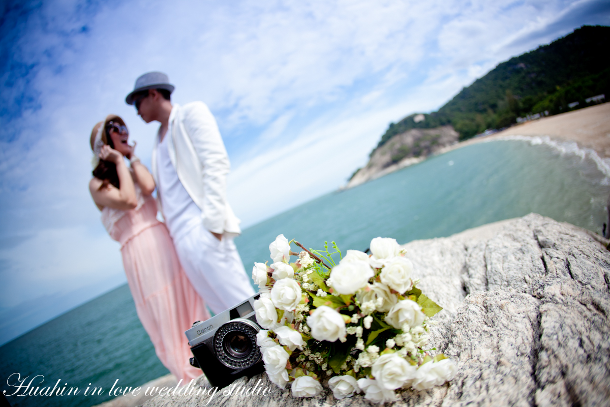 Huahin in love wedding studio  บริการถ่ายภาพ pre-wedding  แฟชั่น  ครอบครัว  ถ่ายภาพอีเวนท์ ผลิตภัณฑ์ ให้เช่าชุดราตรี  ชุดแต่งงาน ชุดไทย การ์ดแต่งงาน ของชำร่วย บริการและราคาเป็นกันเองค่ะ       