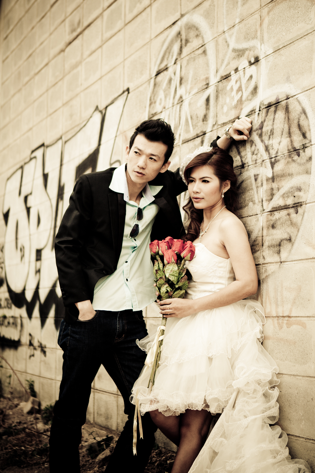 Huahin in love wedding studio  บริการถ่ายภาพ pre-wedding  แฟชั่น  ครอบครัว  ถ่ายภาพอีเวนท์ ผลิตภัณฑ์ ให้เช่าชุดราตรี  ชุดแต่งงาน ชุดไทย การ์ดแต่งงาน ของชำร่วย บริการและราคาเป็นกันเองค่ะ       
